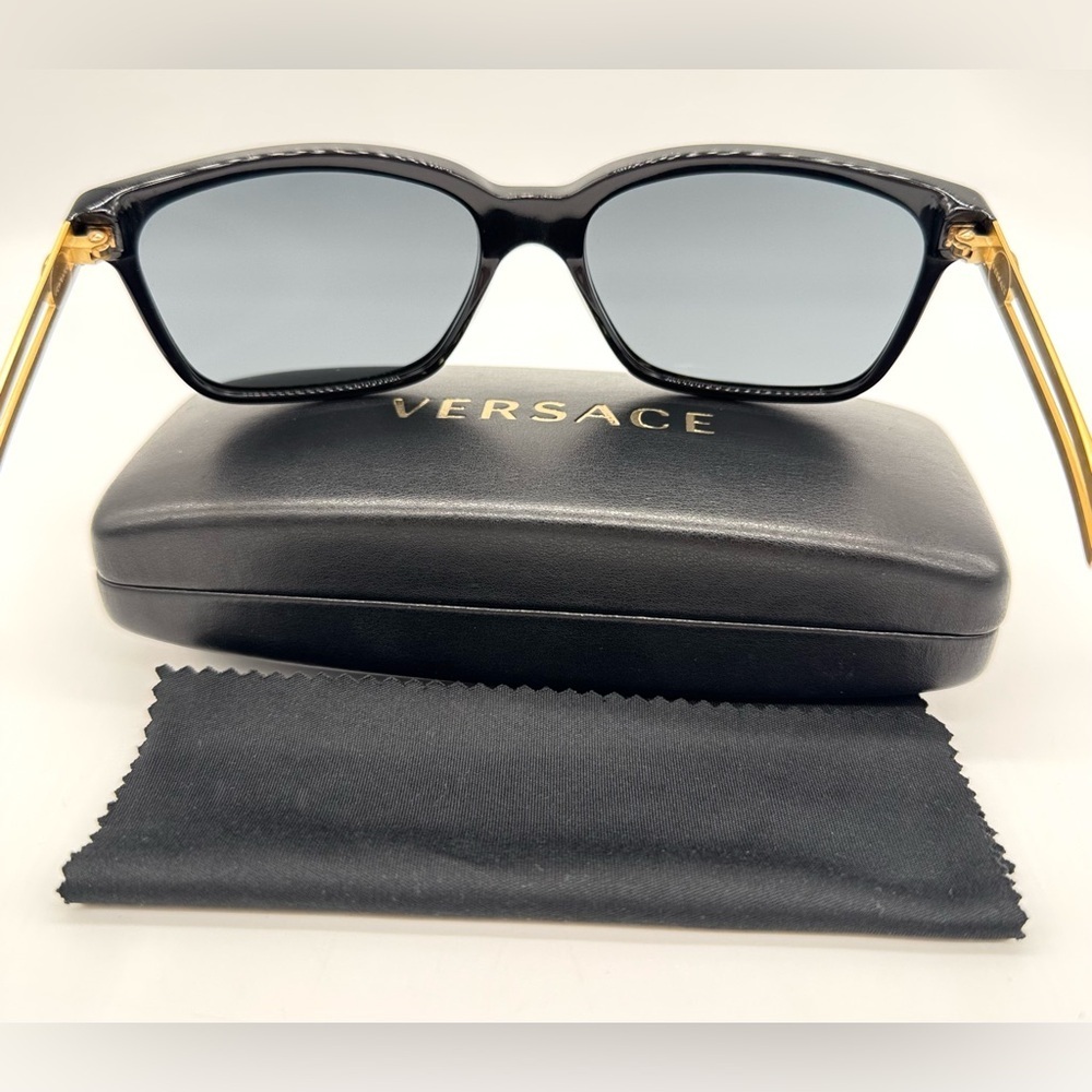 VERSACE Black Gold Accents VE4307
Sunglasses Case Unisex Excellent Condition - Picture 4 of 8